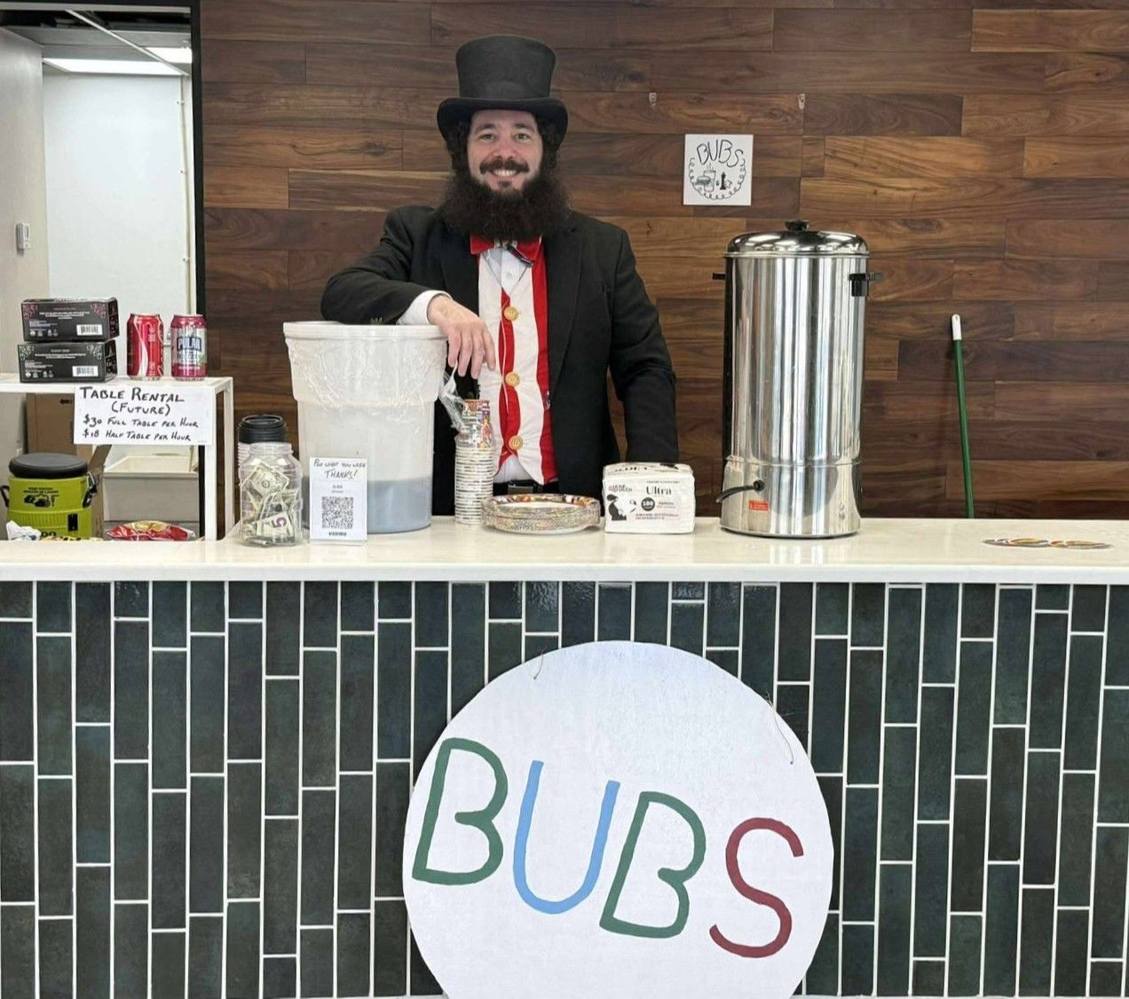 Simon welcoming you to BUBS